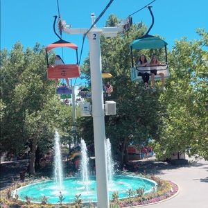 Meet your Posher, Brooke